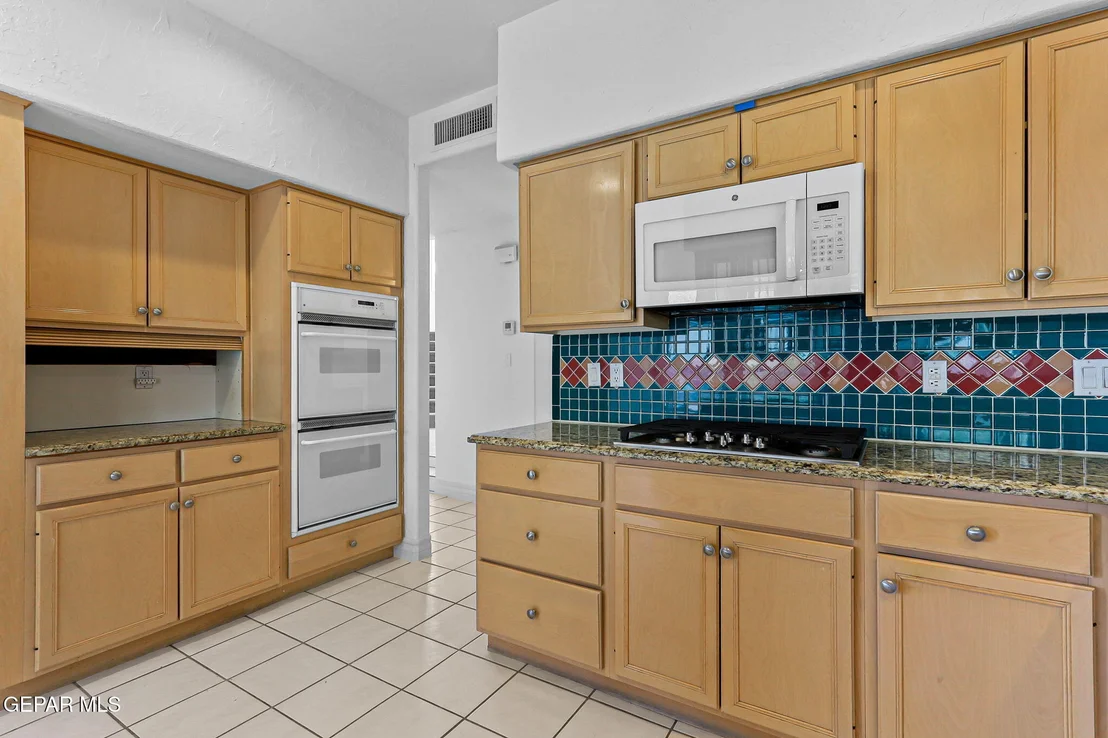 Photo of 5566 Buckley Drive