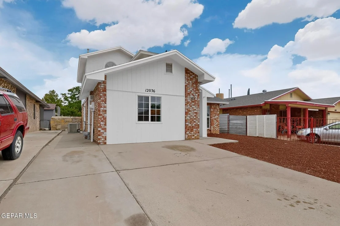 Photo of 12036 KINGS CREST Drive