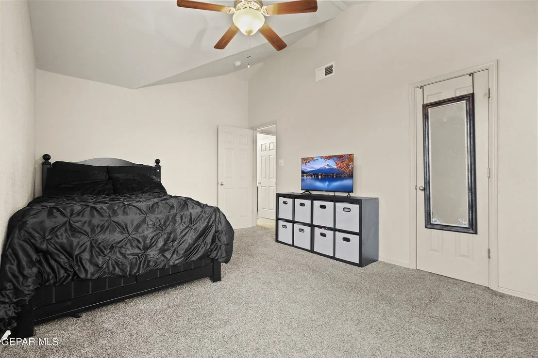 Photo of 5017 MOON RANCH Lane