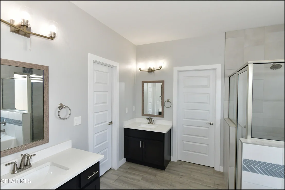 Photo of 205 ANGLESY Place