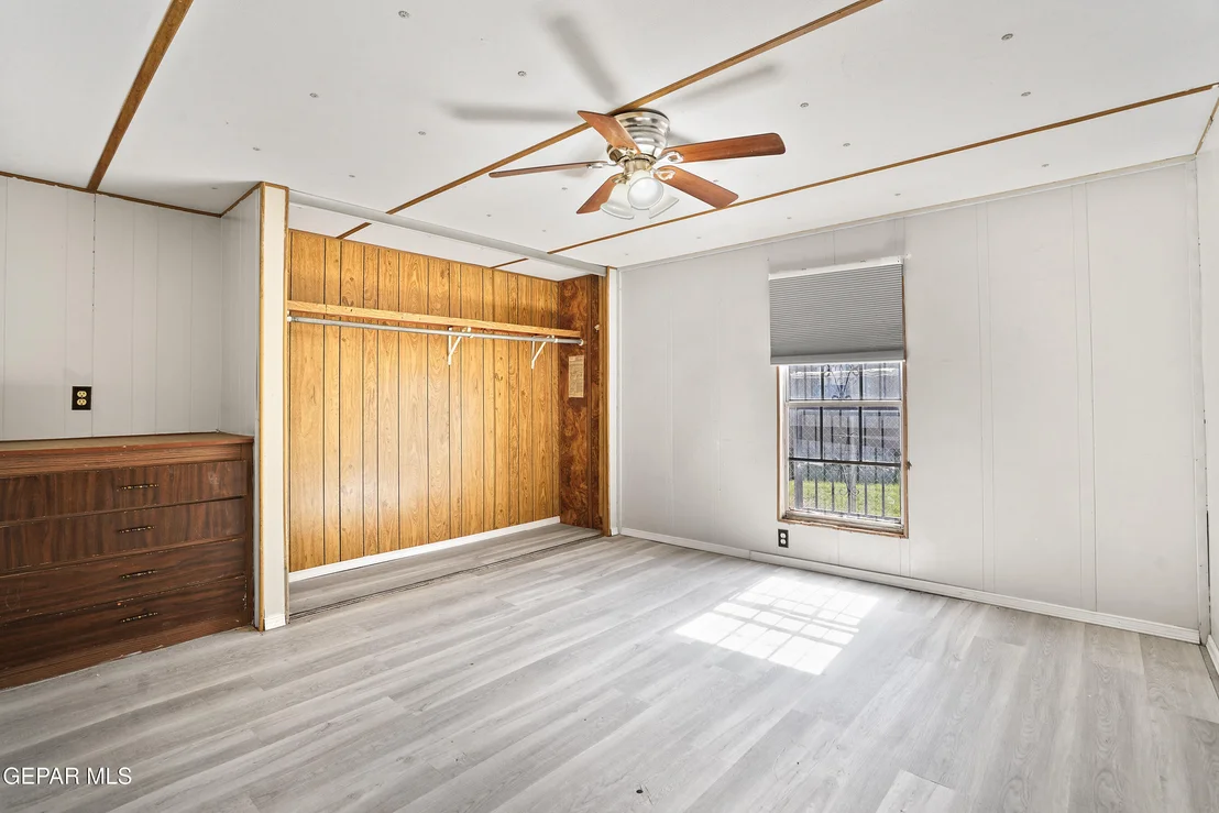 Photo of 300 RUFFIAN Way