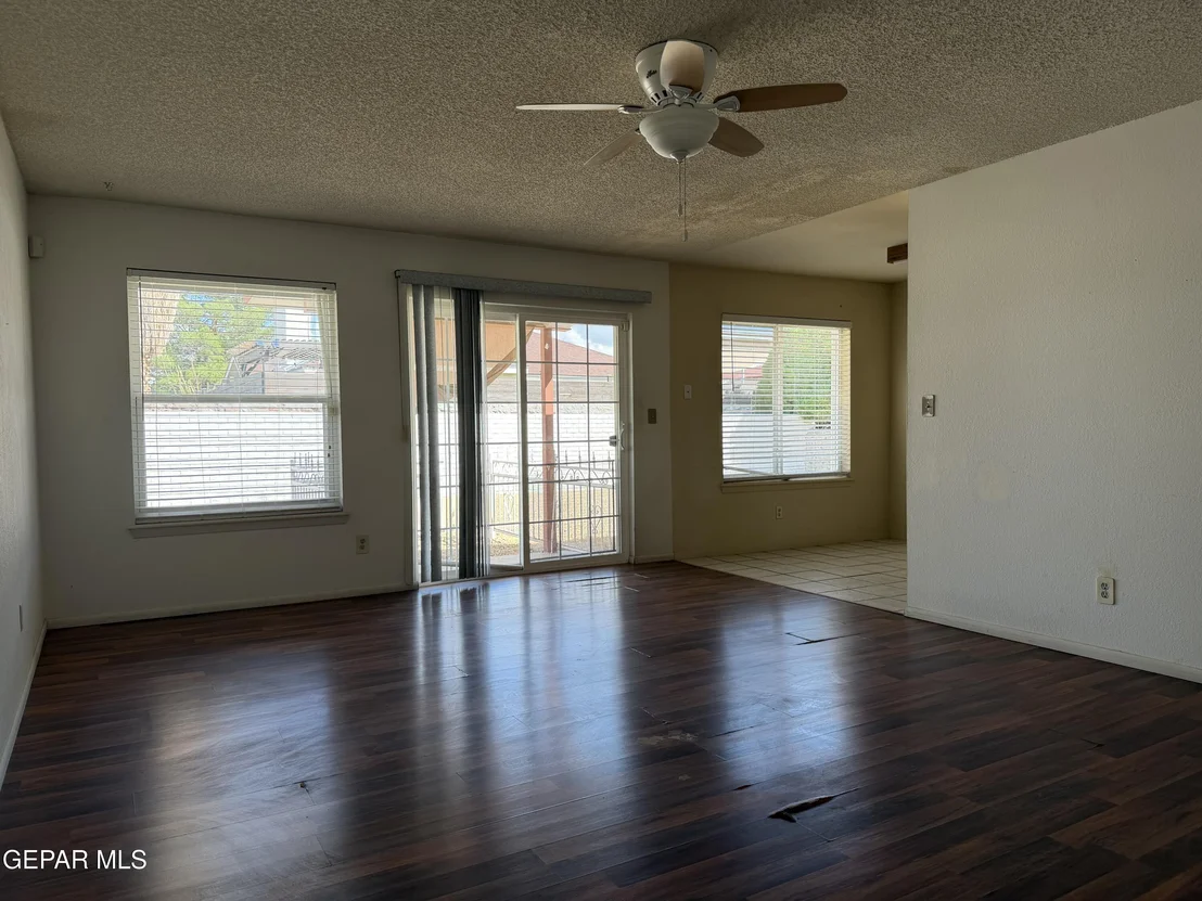 Photo of 1012 ONEIDA Drive