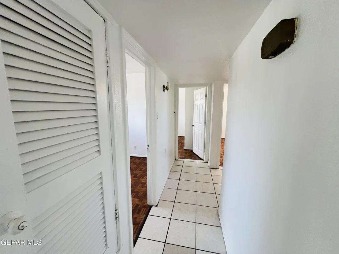 Photo of 10364 WINDSOR Drive