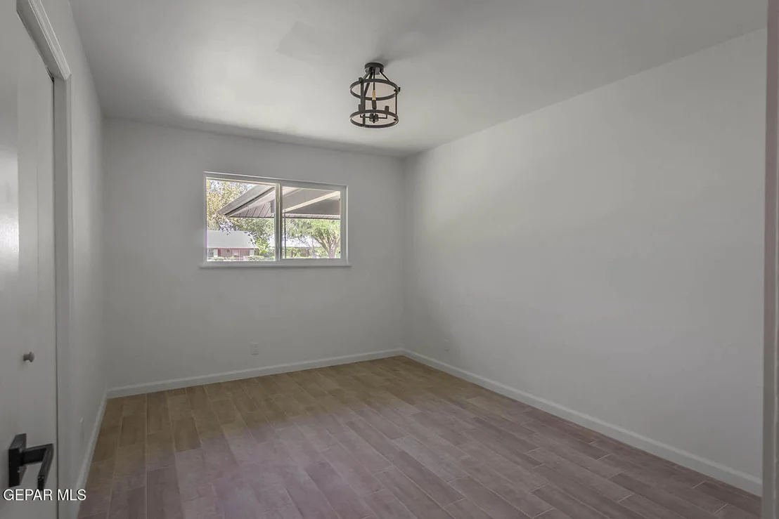 Photo of 730 MONTCLAIR Drive