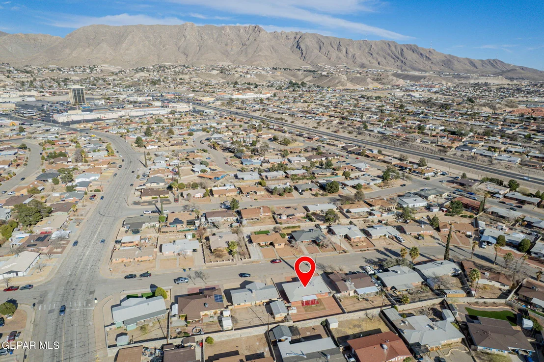 Photo of 6049 ISABELLA Drive