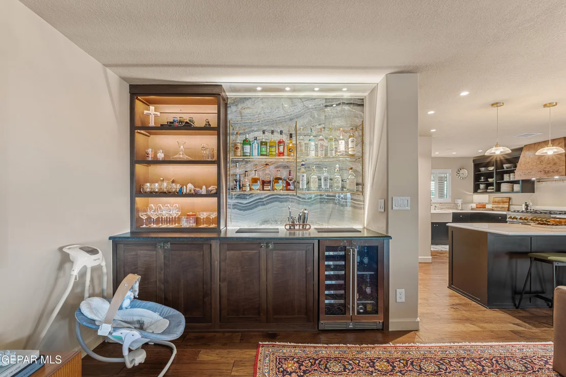 Photo of 3931 FLAMINGO Drive