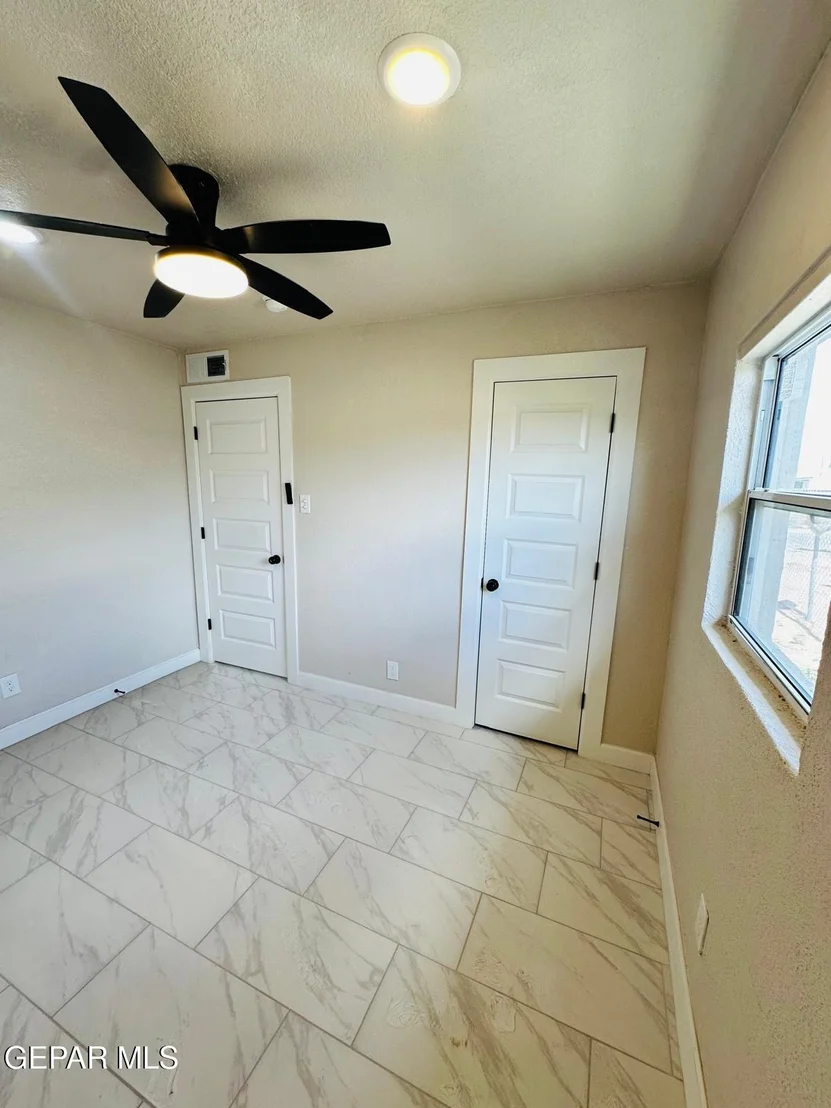 Photo of 5018 Flower Drive