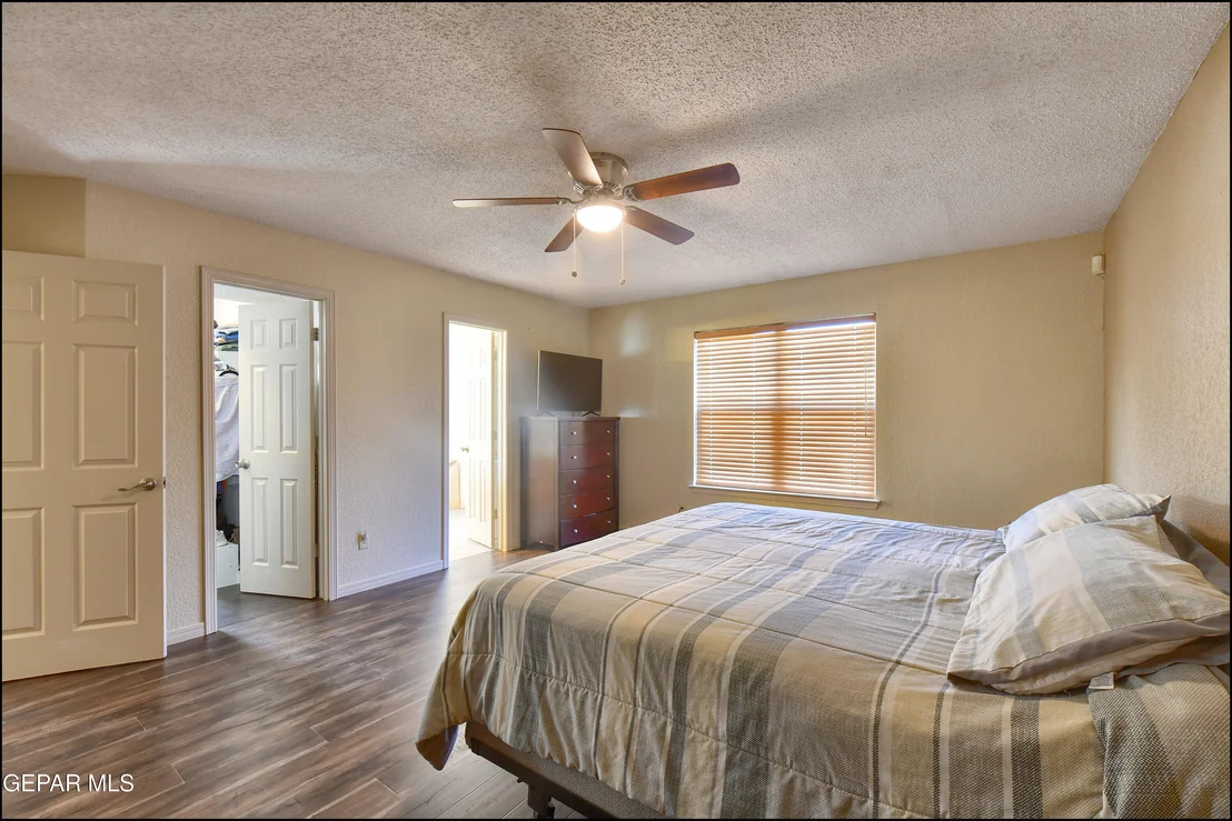 Photo of 7653 DIANJOU Drive