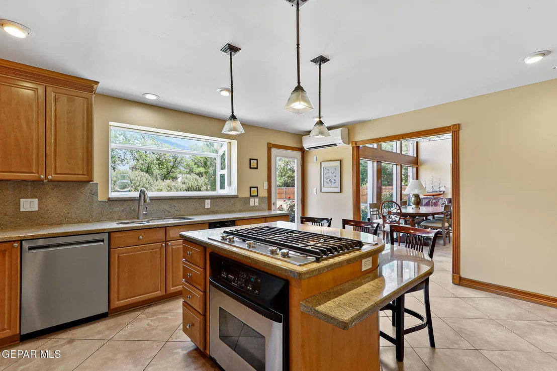Photo of 5436 LA ESTANCIA Circle
