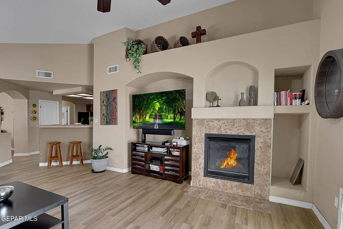 Photo of 7101 Luz De Sol Drive