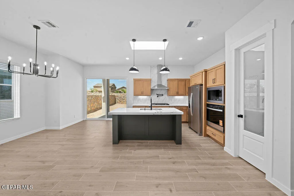 Photo of 1409 DYLAN Place