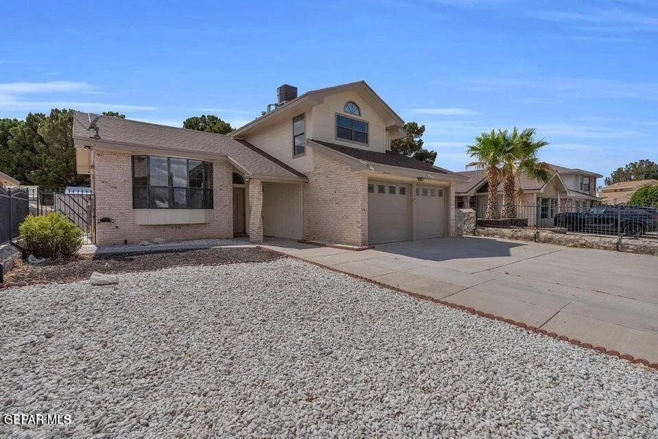 Photo of 1761 onizuka Drive