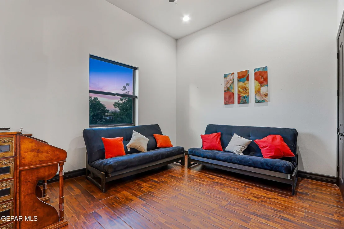 Photo of 6750 Gato Road