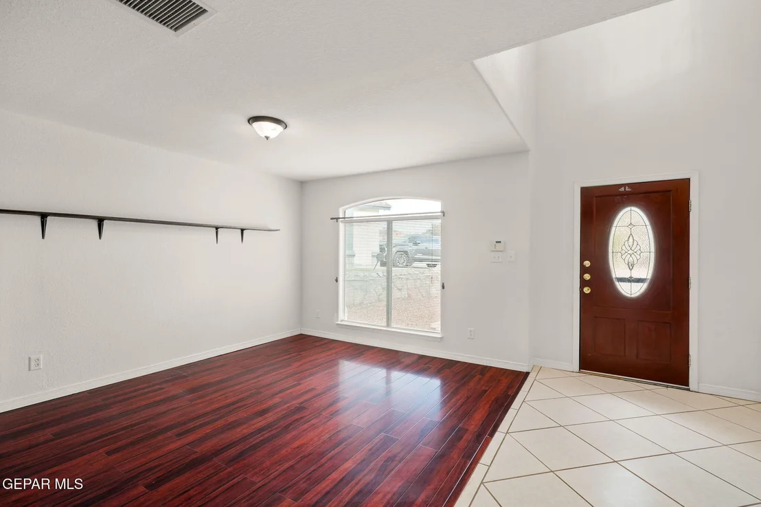 Photo of 1611 PLAYA DEL SOL Street