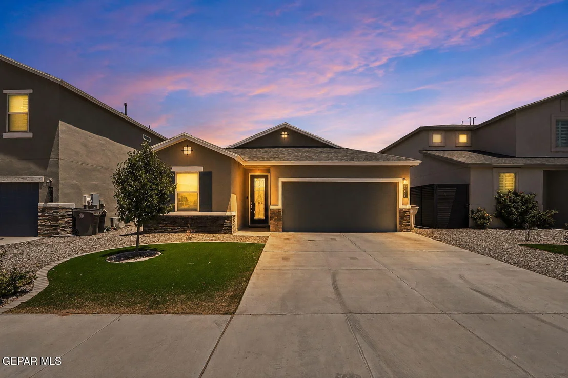 Photo of 4056 DESERT NOMAD Drive