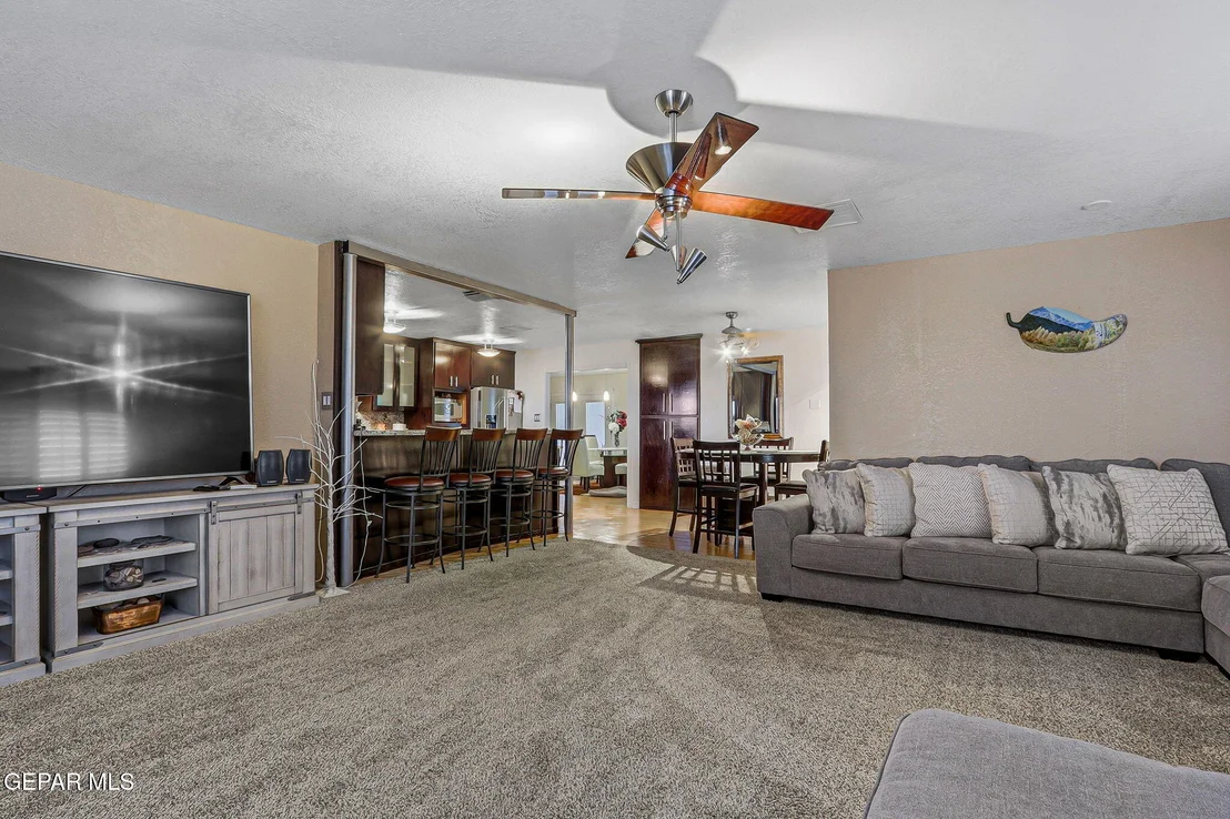 Photo of 3307 MOONLIGHT Avenue