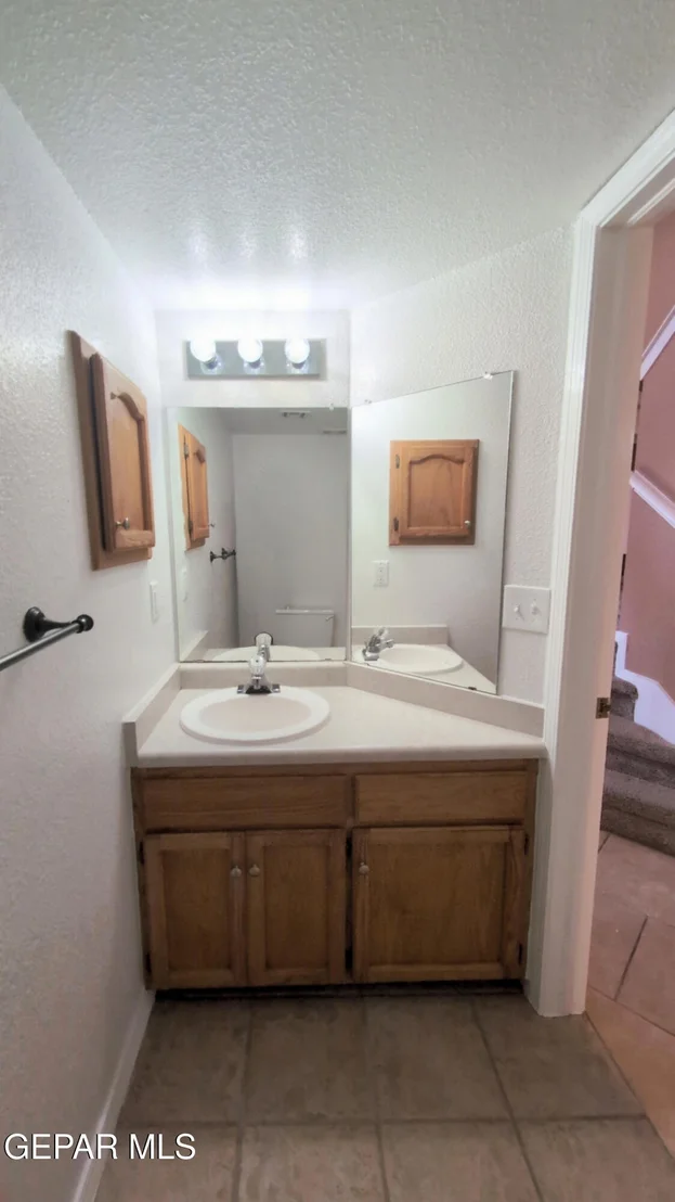 Photo of 5021 BALLINGER Drive