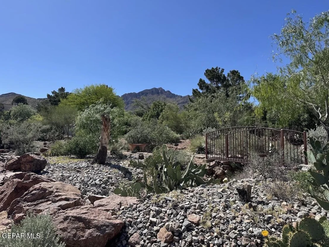 Photo of 3029 MESA VERDE Lane