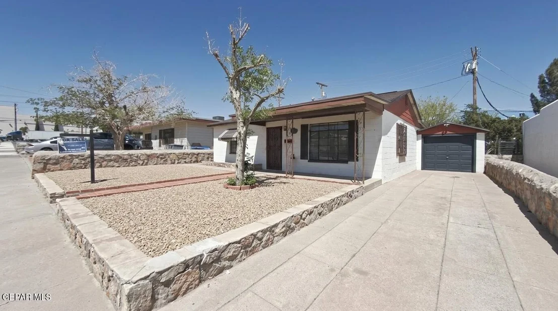 Photo of 816 CARDON Street