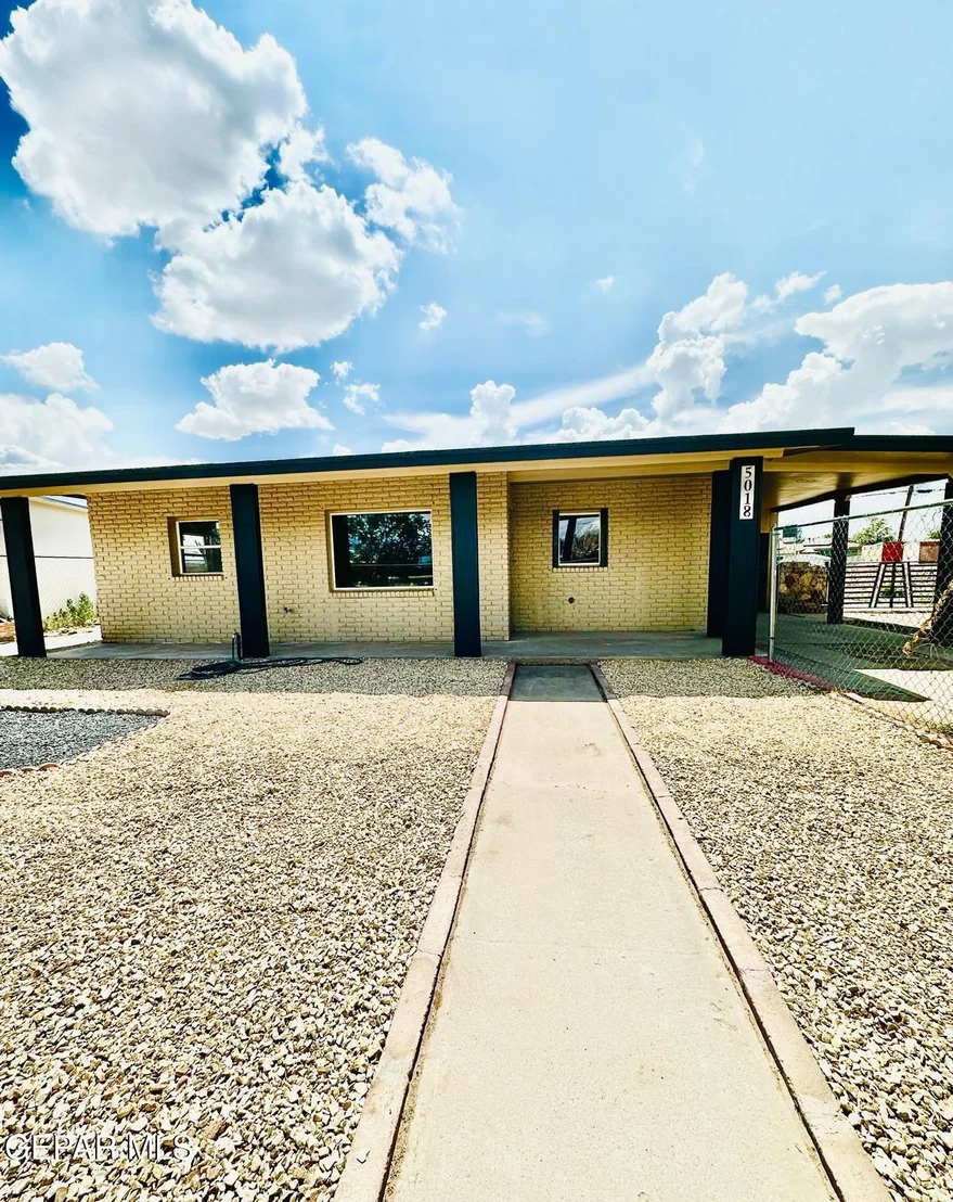 Photo of 5018 Flower Drive