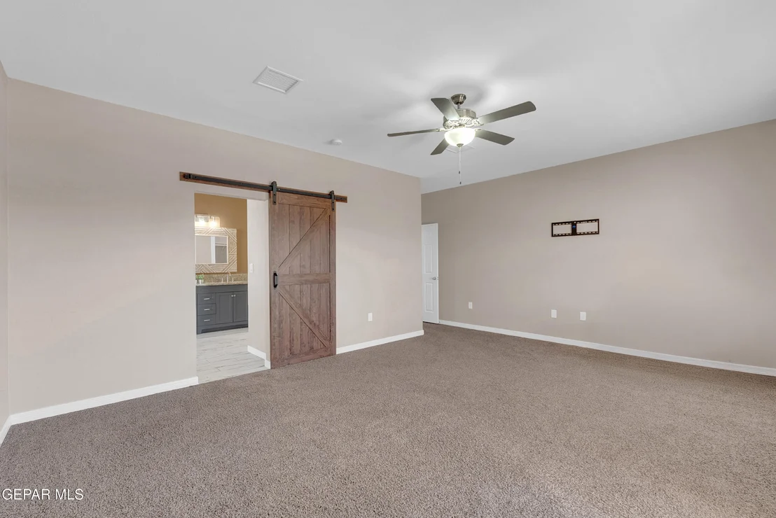 Photo of 468 EMERALD BLUFF Drive