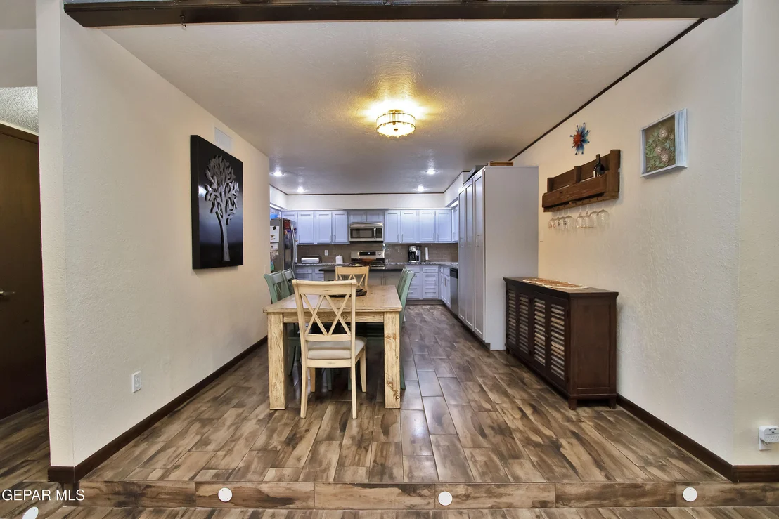 Photo of 516 QUERETARO Drive