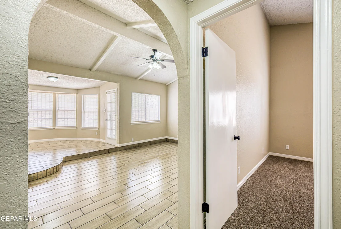 Photo of 4883 Maureen Circle