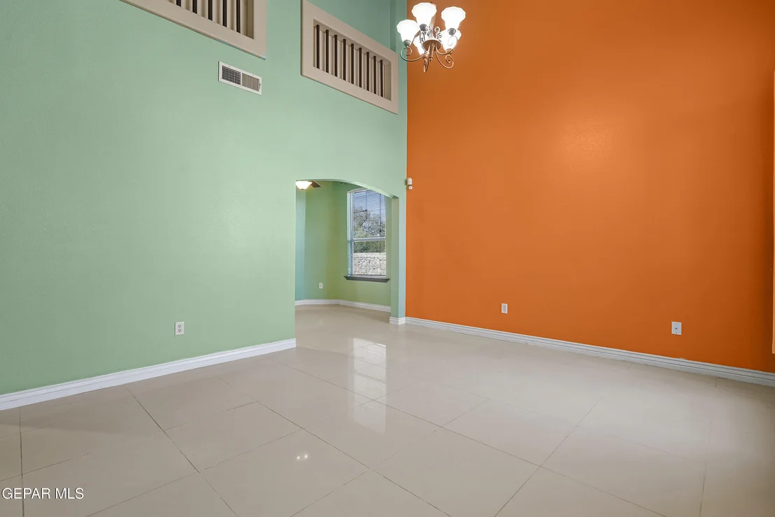 Photo of 10400 MACKENZIE ANN Place