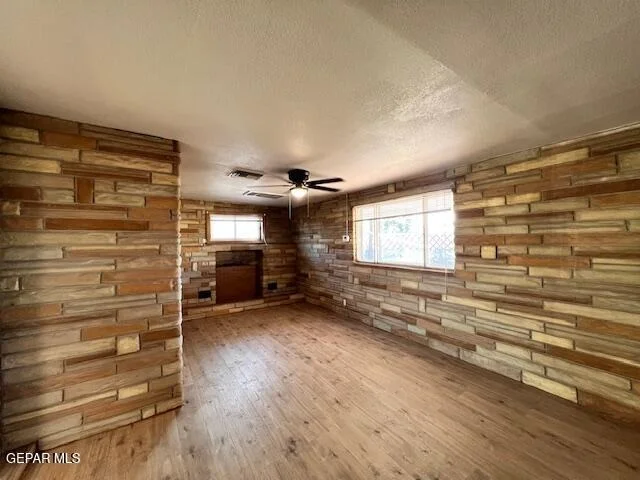 Photo of 5329 DOWNS Court