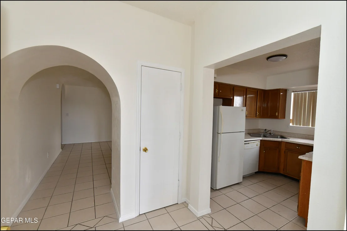 Photo of 208 ARISANO Drive
