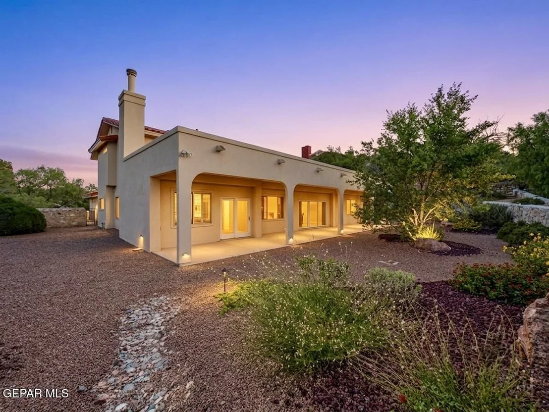 Photo of 1092 THUNDERBIRD Drive