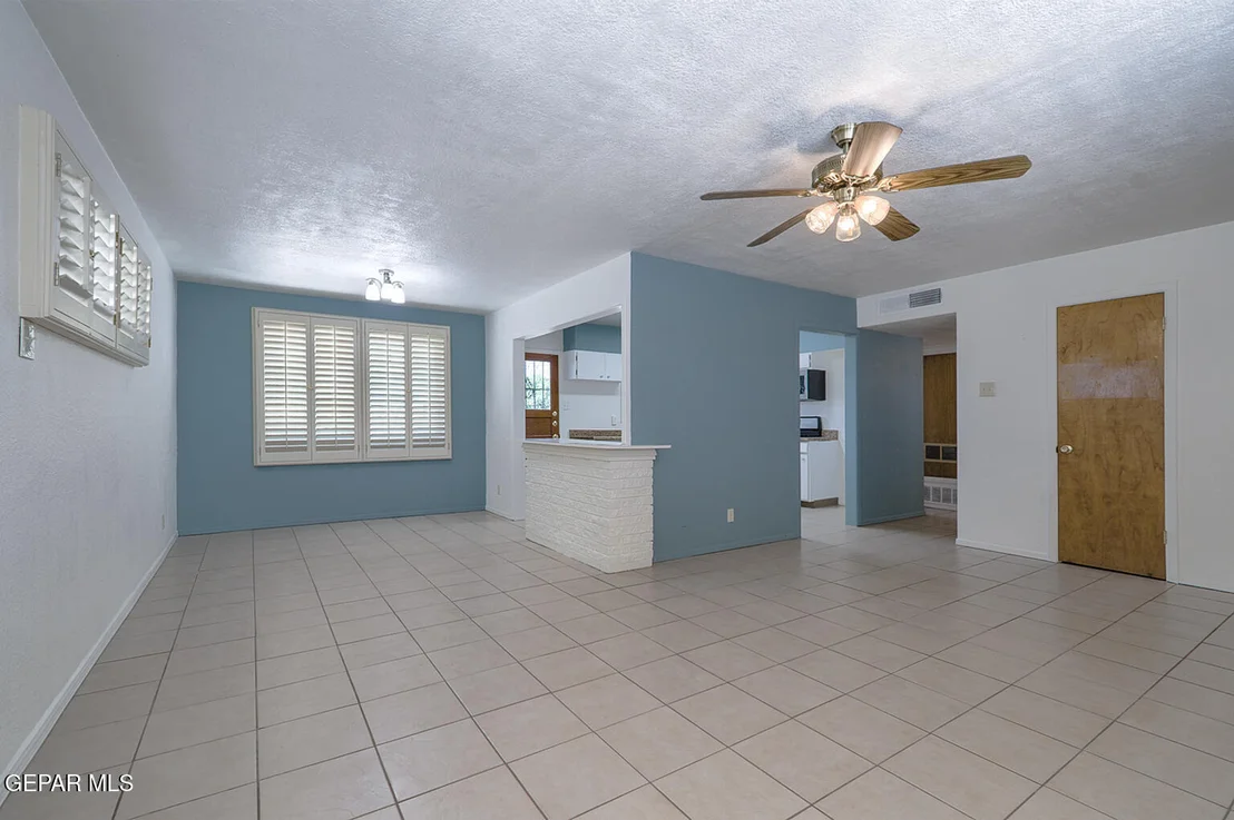 Photo of 1210 CAPER Road
