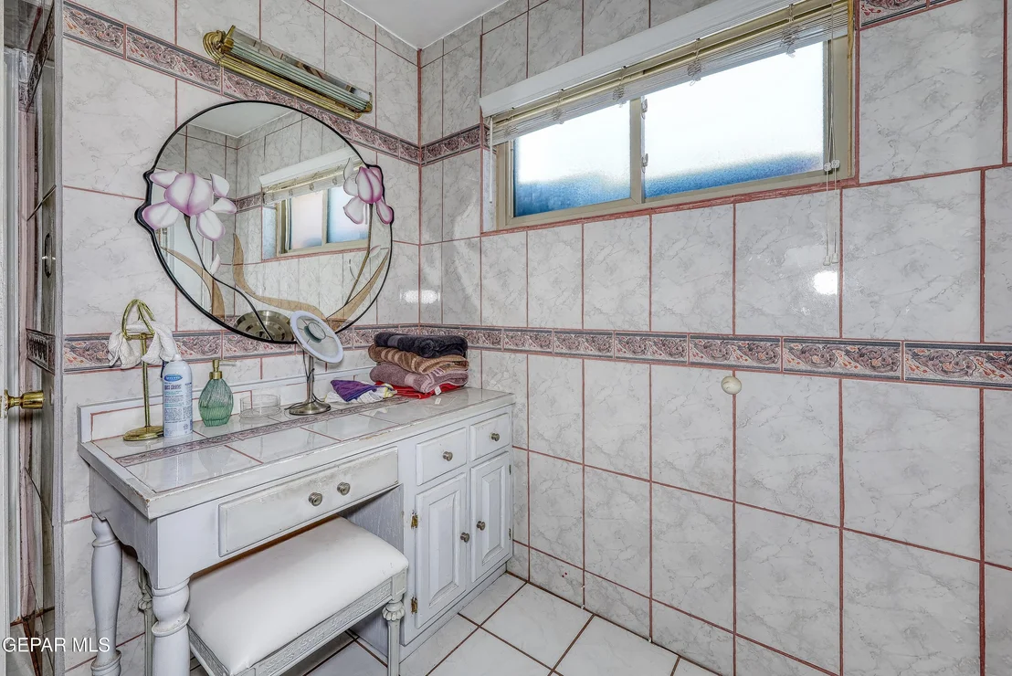 Photo of 1629 SAINT JOHNS Drive