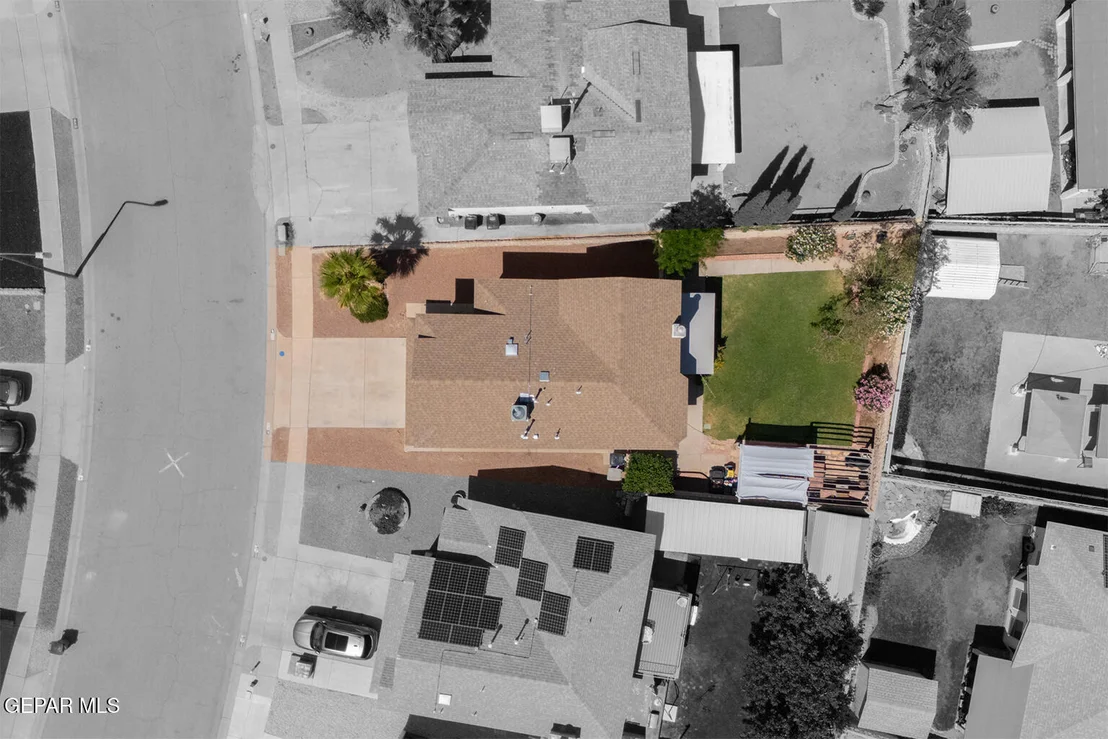 Photo of 5721 LAUREL CLARK Lane