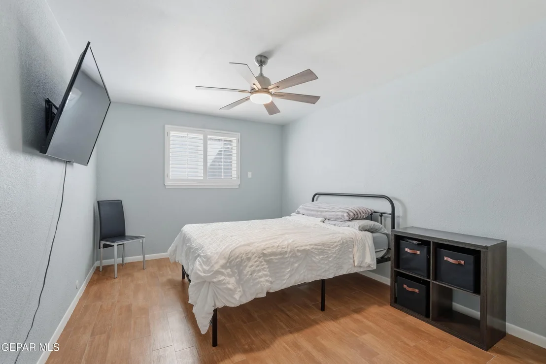 Photo of 6416 LOS ROBLES Drive