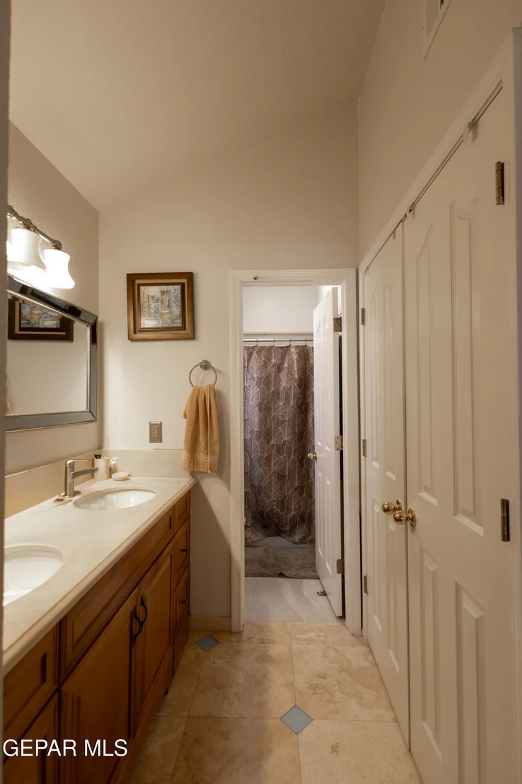 Photo of 6124 RIVER PARK Place