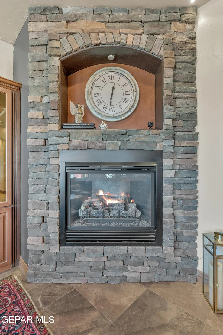 Photo of 6263 FRANKLIN HAWK Avenue
