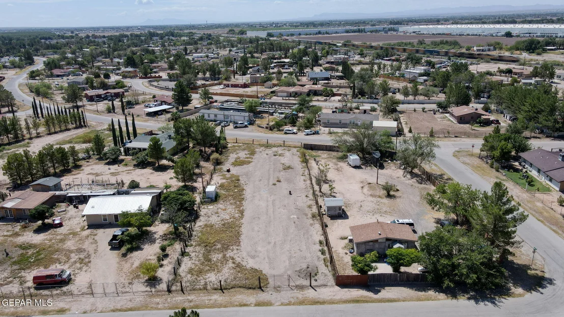 Photo of 410 Valle Rojo Drive