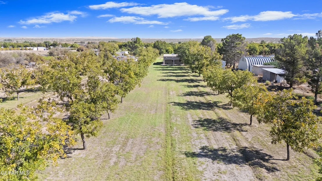 Photo of 300 RUFFIAN Way