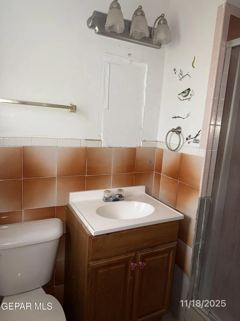 Photo of 4944 CAMDEN Circle