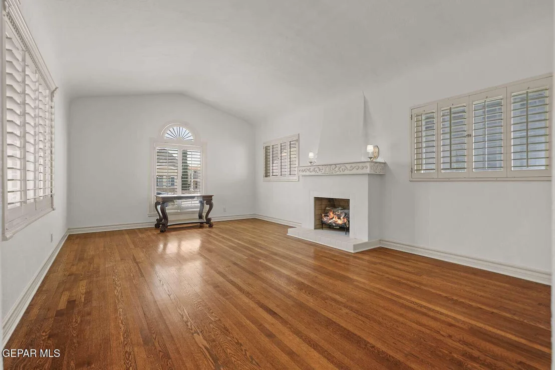 Photo of 1232 GALLOWAY Drive