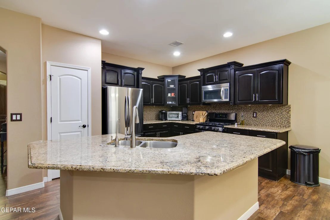 Photo of 7349 Skyrocket Drive