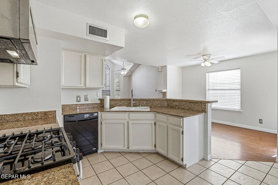 Photo of 7109 OVAL ROCK Drive
