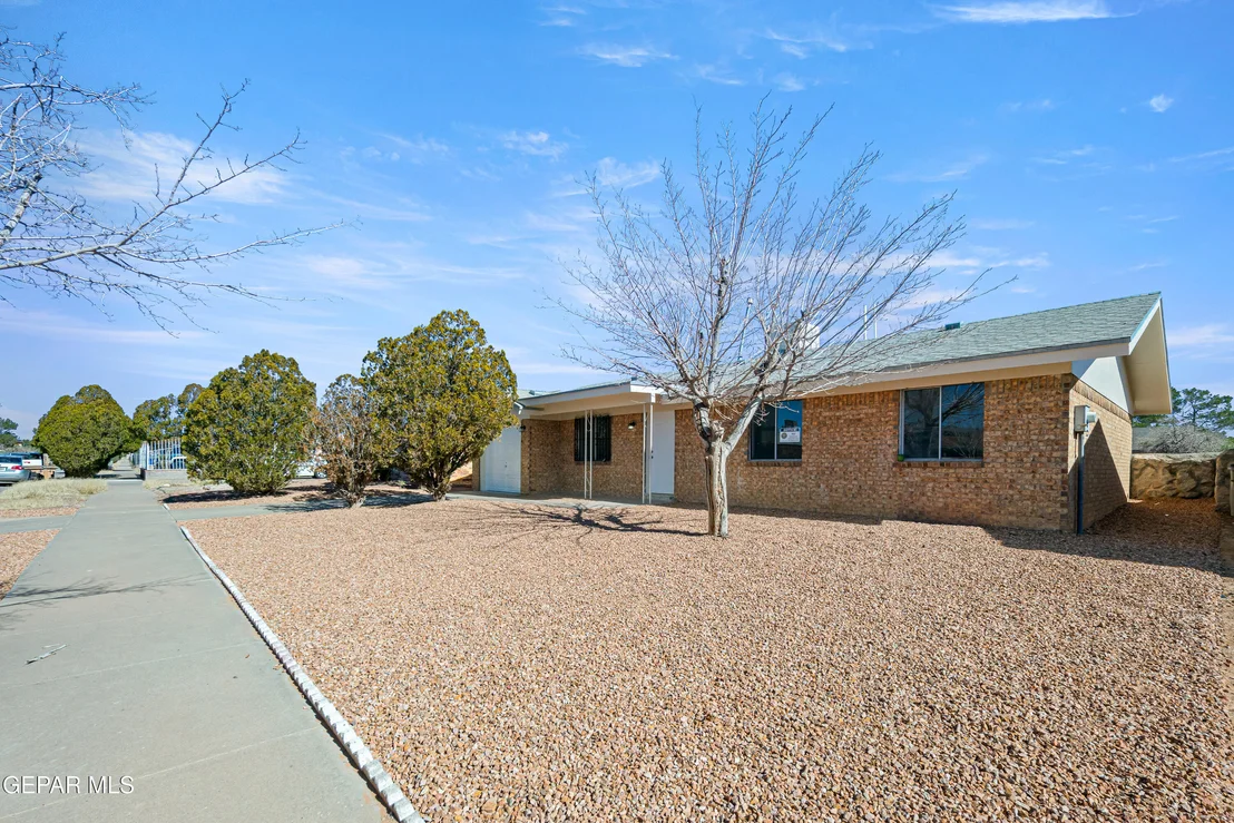 Photo of 10712 GEMSTONE Street