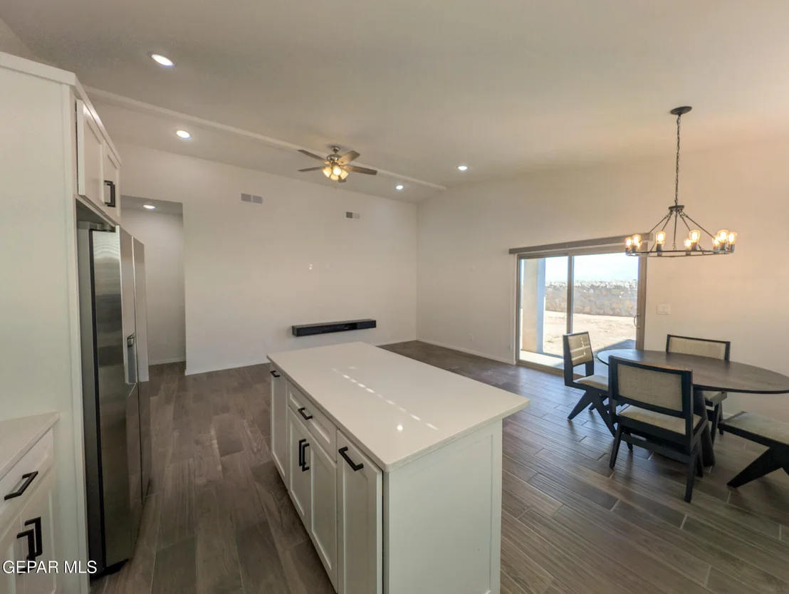 Photo of 980 Barbara Avenue