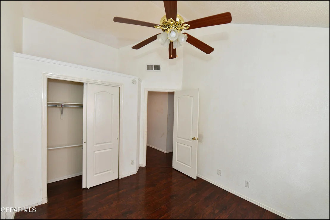 Photo of 7737 PLAZA AZUL Road