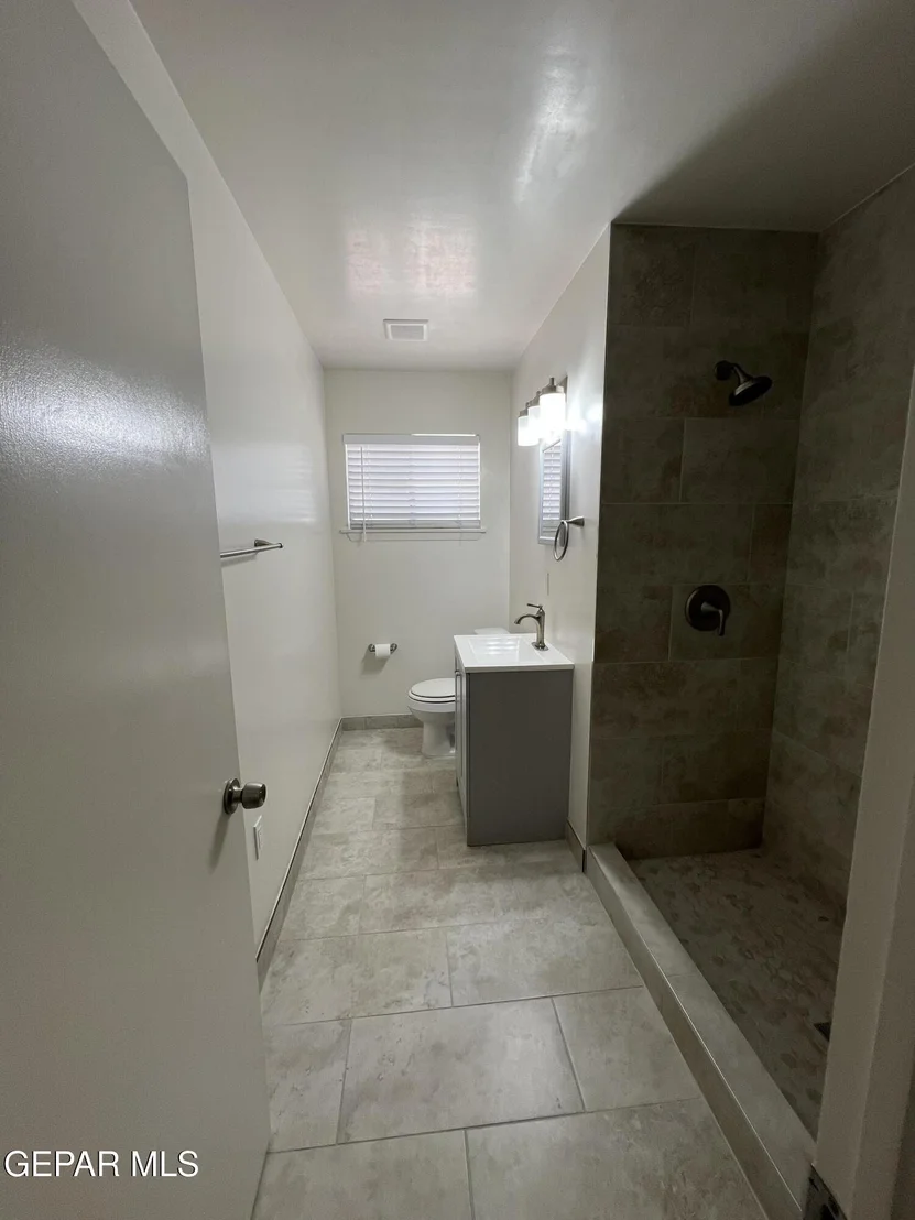 Photo of 6044 CABRILLO Drive