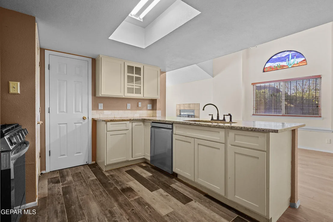 Photo of 5639 SCHWARZKOPF Drive