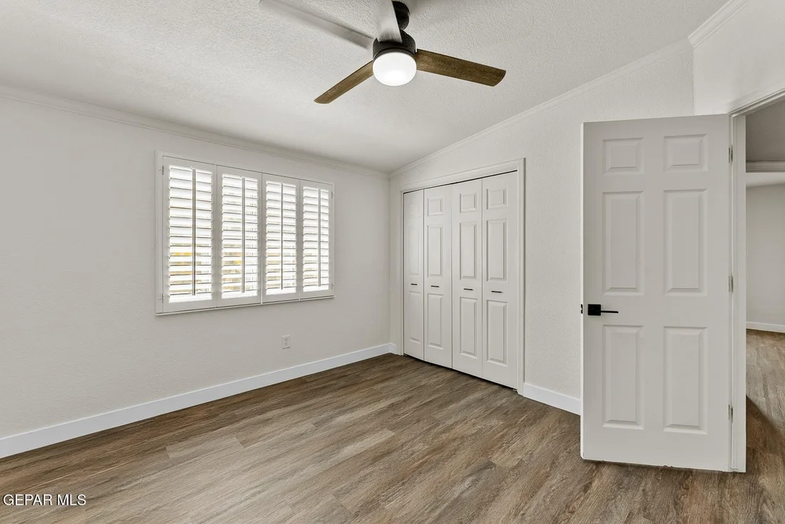 Photo of 6637 WIND RIDGE Drive