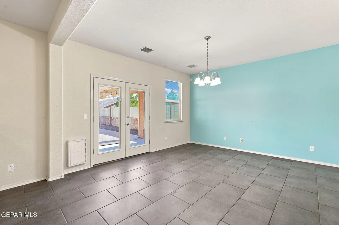 Photo of 14668 OLDENBERG Court